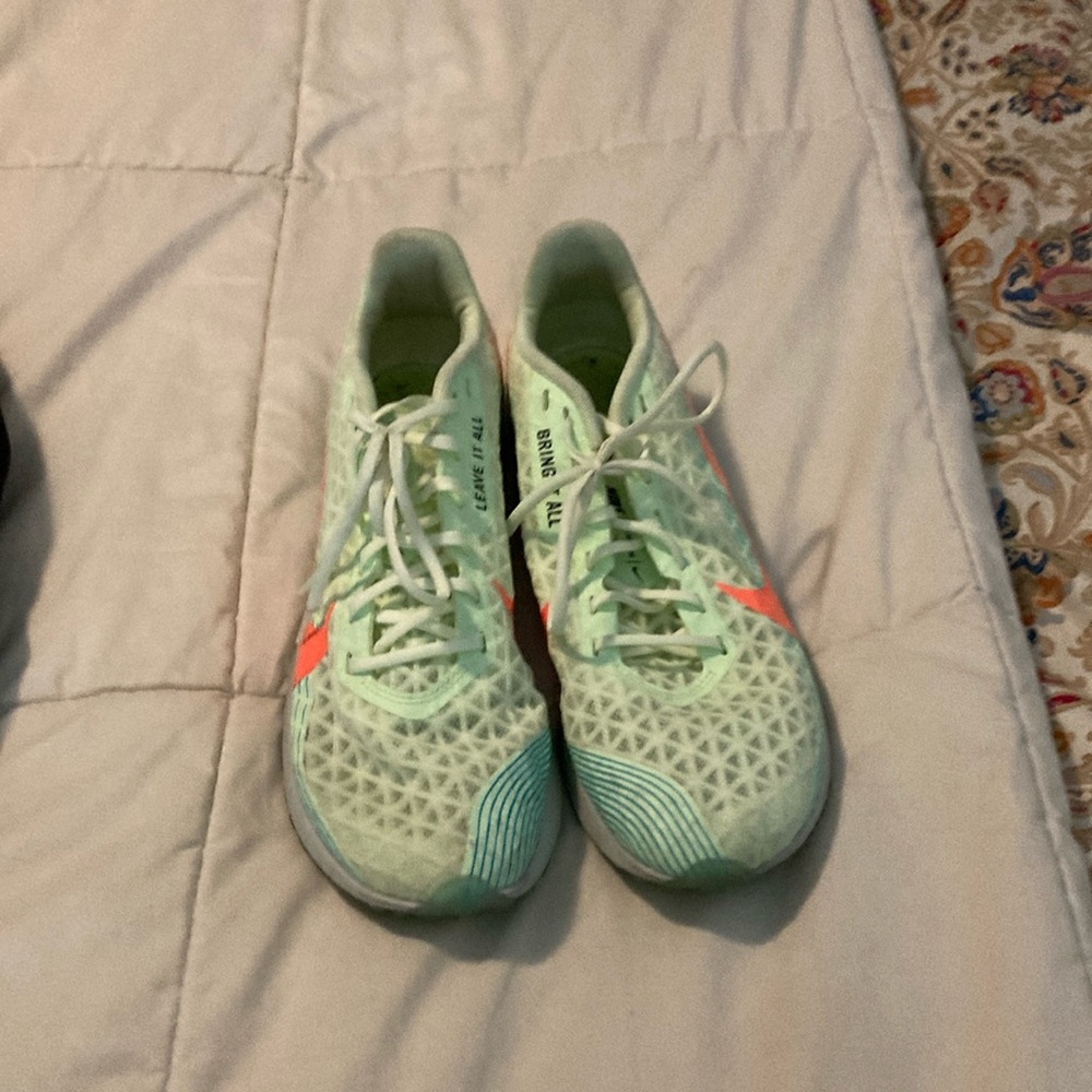 Indoor track cleats
